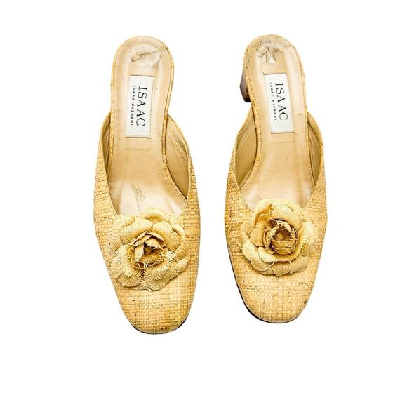 Isaac Mizrahi Rattan Flower Embellished Raffia Mule Leather Sole Size 7.5 Italy - Picture 1 of 5